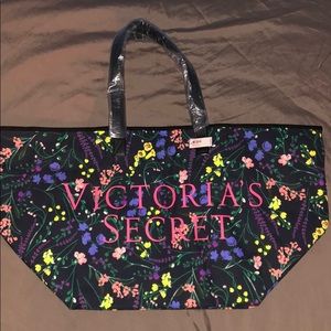 2019 VICTORIA’S SECRET TOTE